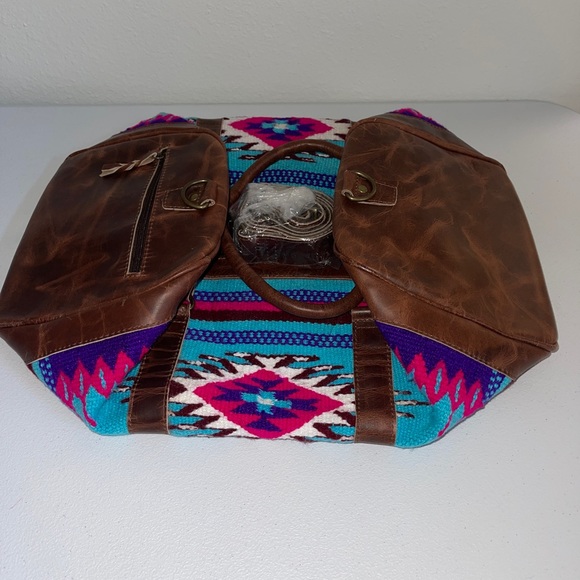 Brand New Leather Duffel Bag - Picture 5 of 5